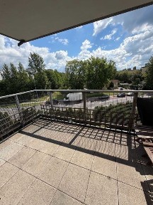 Wynajmę mieszkanie 3-pokojowe z dużym balkonem, garażem i CO miejskim!
