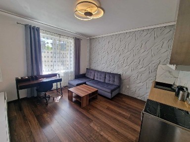 BEZPOŚREDNIO Wynajmę 30m * 2 pokoje Centrum Wysoki Standard Niski czynsz