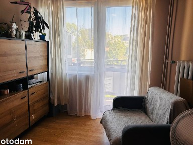 *** Osiedle Odrodzenia - świetna lokalizacja, balkon, piwnica.
