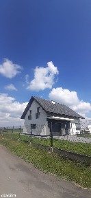 Wolnostojący dom z garażem, blisko lasu