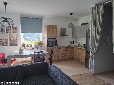 Segment 103 m² z ogrodem i 2 miejscami parkingowymi