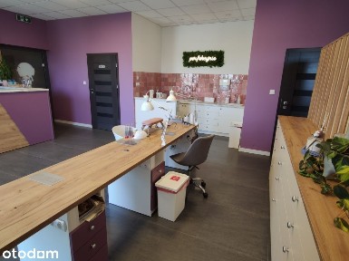 Lokal usługowy / Salon kosmetyczny / Stylizacja paznokci