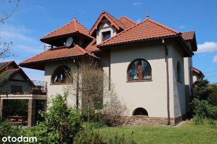 Wygodny, duży dom z ogrodem + mieszkanie