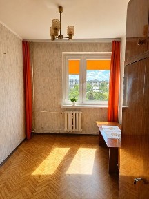 Słoneczne mieszkanie Retkinia 56 m² pełen rozkład w doskonałej lokalizacji z dwiema komórkami lokatorskimi