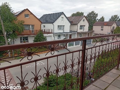 Dom z potencjałem dla 2 rodzin lub pod inwestycję