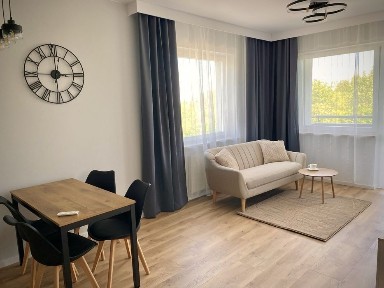 REZERWACJA 2-pokojowe mieszkanie o powierzchni 47,5 m2, monitorowane zamknięte osiedle Zielone Zacisze w Chełmie.