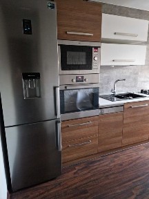 2 pokoje z oddzielną kuchnią i balkonem os. Tysiąclecia w pobliżu przystanku Wiślicka
