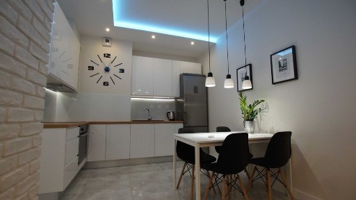 ZAREZERWOWANE| 3 POKOJE | 48m2| GRZEGÓRZKI Fabryczna | Bezpośrednio | KLIMA | Komfortowe | Duży balkon | Super lokalizacja, parking | Umeblowane