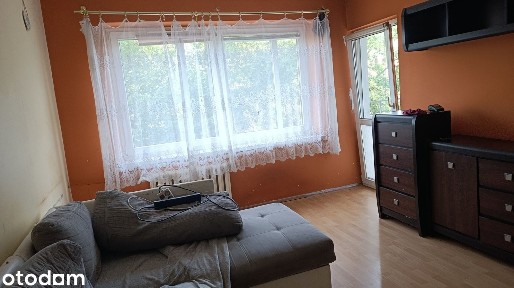 sprzedam (BEZPOŚREDNIO) mieszkanie 38m2 (os. Kopernika) - do remontu