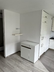 Mieszkanie z balkonem na sprzedaż w dobrej lokalizacji