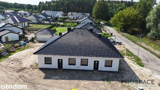 Ostatni lokal. Trzy sypialnie i salon z aneksem