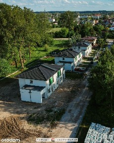 Nowoczesny bliźniak z garażem i certyfikatem A