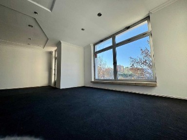 Wynajmę lokal użytkowy o powierzchni 91m2 Zawiercie ścisłe centrum