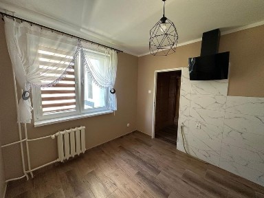 Mieszkanie na sprzedaż 52 m² + balkon + piwnica / Duszniki Zdrój ul. Sportowa