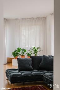 Elegancja w sercu Warszawy - apartament z przestro