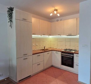 2 pokoje 39 m², Skarbka z Gór, balkon, komórka, miejsce postojowe