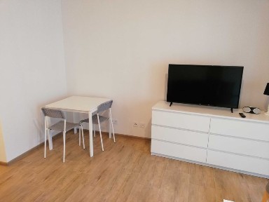 Studio Białe Mokotów Stegny bezpośrednio ( SGGW )