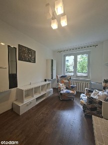 Pełen rozkład- 2 pokoje z dużą kuchnią - niski czynsz- dworzec PKP