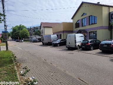 Lokal usługowy z parkingiem na wynajem