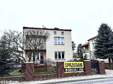 Dom wolnostojący w świetnej lokalizacji | gotowy do zamieszkania