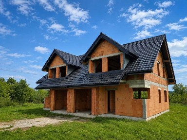 Nowoczesny dom 130m² + garaż + duża działka | Bliźniak Kunów Miodowa
