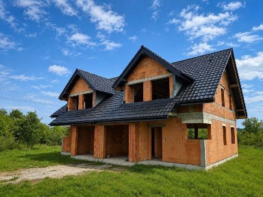 Nowoczesny dom 130m² + garaż + duża działka | Bliźniak Kunów Miodowa