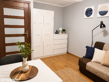 Jasne 2 pokojowe mieszkanie w Superjednostce