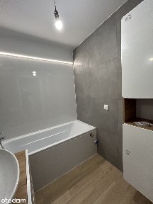 Słoneczne mieszkanie z balkonem i we Wrocławiu, blicko Magnolia Park