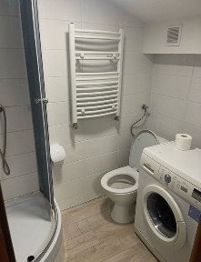 Kawalerka Piastow ul. Zeromskiego 2100 zl