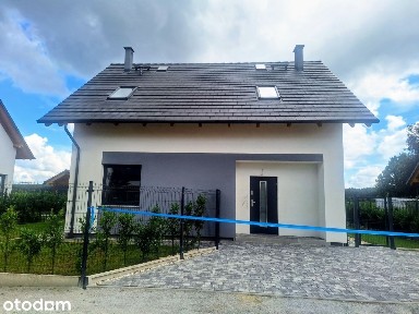 obok lasu, nowoczesny, wykonany ogród