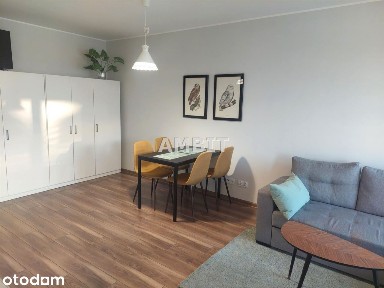 mieszkanie w apartamentowcu z miejscem postojowym
