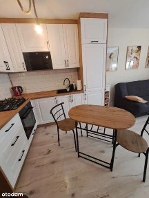 Wynajmę kawalerkę po gruntownym remoncie blisko Arkadii Warszawa