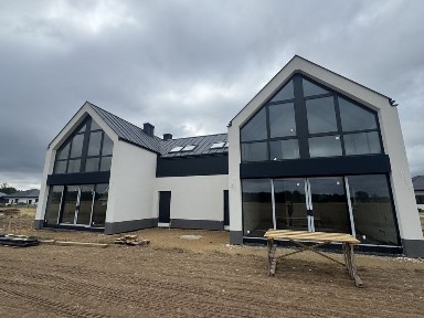 Połówka bliźniaka Żelechów (prawa) k. Książenic