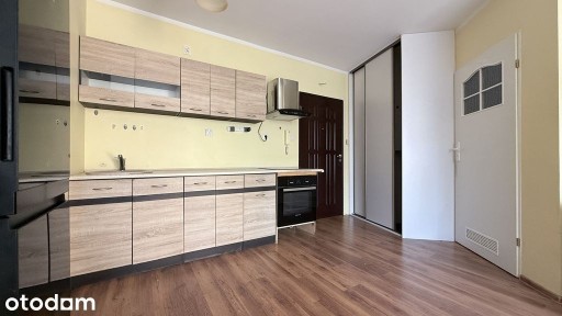 1 piętro z winda/balkon/ tylko 200 zł czynszu