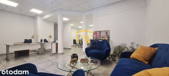 Parterowy lokal w centrum z witrynami. Cena Brutto
