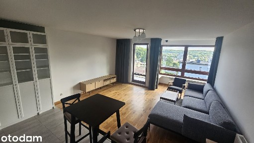 Atrakcyjne, mieszkanie z balkonem w Gdyni.
