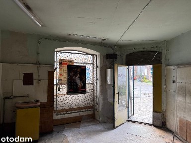 Lokal użytkowy 25m2 lub 60m2 - możliwość połączenia dwóch lub kupno 1