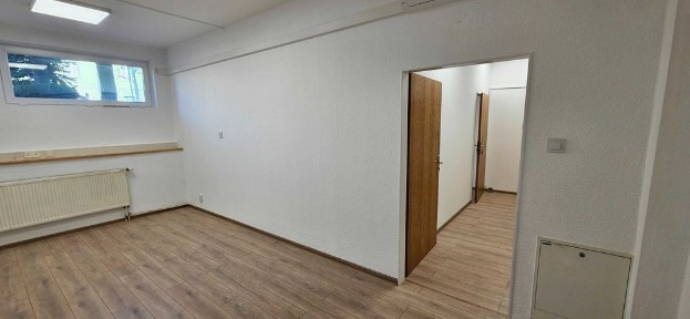 Lokal handlowo-usługowo-biurowy, 72 m2, Wesoła 47/49, Kielce