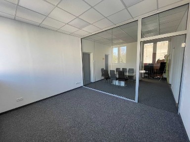 Lokal biurowy, ok. 13 m2 ul. Opolska 11-19