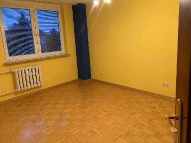 Przestronne mieszkanie 86 m² z balkonem, piwnicą, garderobą, loggią i miejscem postojowym - ul. Kopernika 19