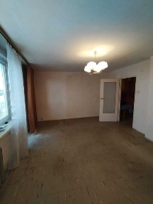 Przestronne mieszkanie - 2 pokoje z balkonem i piwnicą - 49 m²