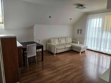 Wynajmę mieszkania Warzymice 52/74 m2 + piwnica