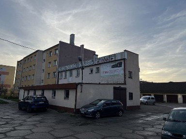 Sprzedam budynek handlowo-biurowy-mieszkalny 300m2