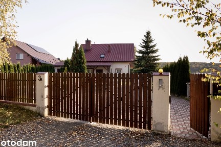 [Rezerwacja] Dom wolnostojący z garażem i dużą działką