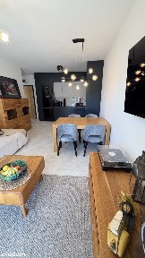 Na sprzedaż przestronne, słoneczne mieszkanie w nowoczesnym apartamentowcu z 2020 roku