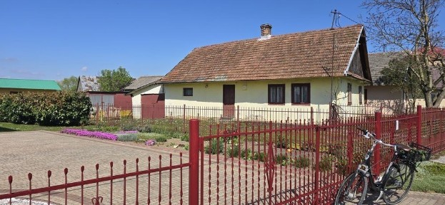Sprzedam dom z działką w miejscowości Leszno