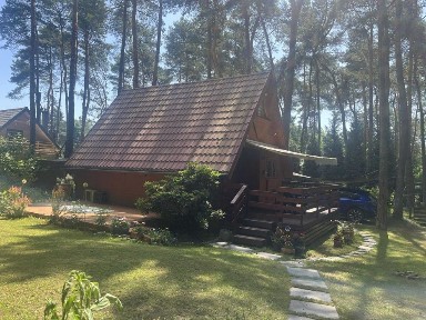 Drewniany domek letniskowy nad Zalewem Przeczycko-Siewierskim
