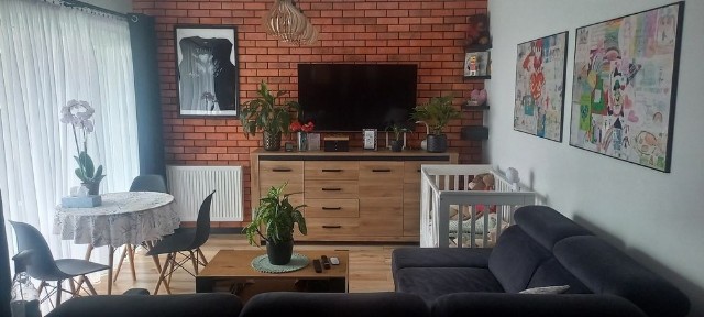 Mieszkanie na pierwszym piętrze w cichej i spokojnej okolicy 3 pokoje klima rolety