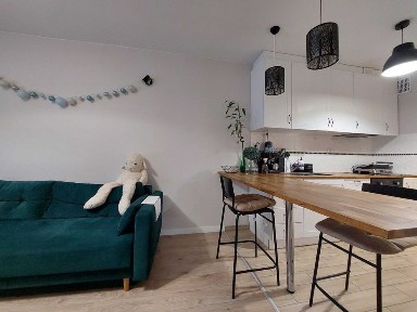 Ścisłe centrum, śliczne mieszkanie 2pok.o pow.37m2,1piętro, balkon.