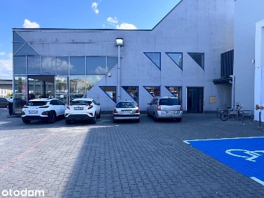 Al. 29 Listopada 170/ Biedronka, KFC /biuro/usługi